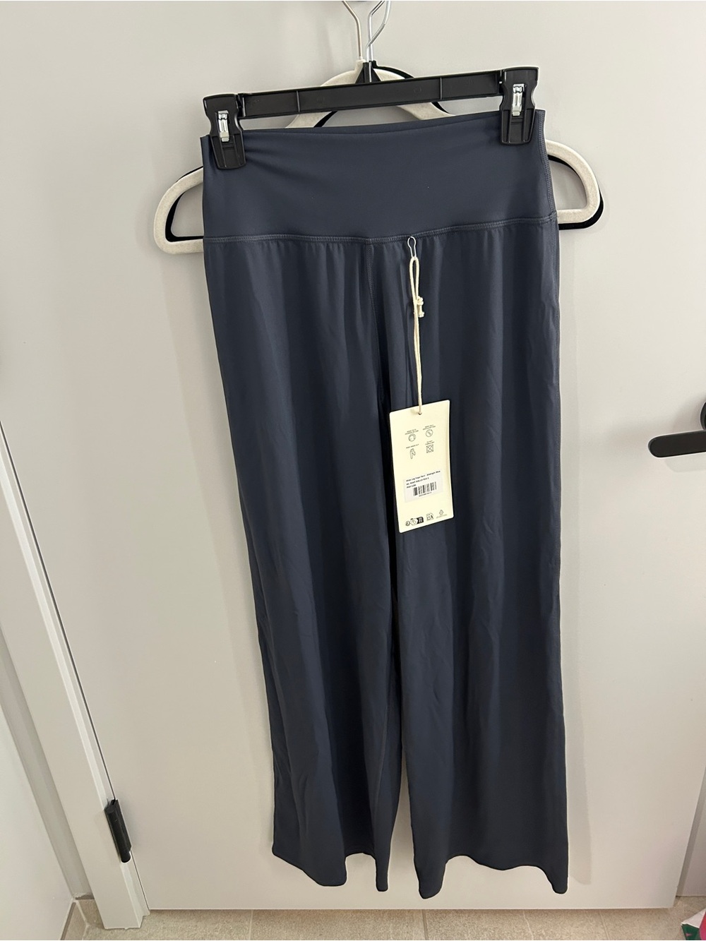 NWT Adanola Wide Leg Yoga Pant Midnight Blue - Picture 3 of 6